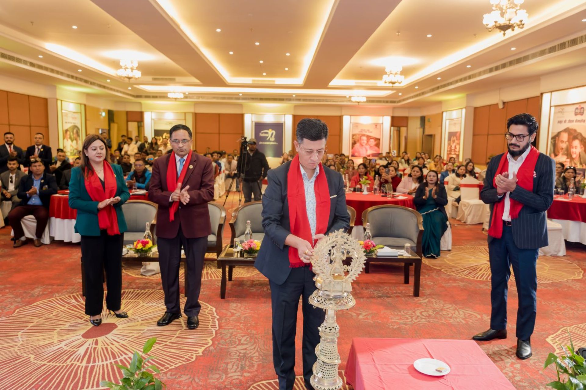 नेशनल लाईफ इन्स्योरेन्सको सफलताको शुरुवात कार्यक्रम सम्पन्न